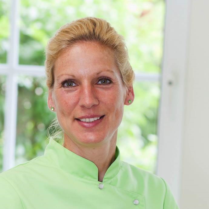 Dr. med. dent. Melanie Kleyer